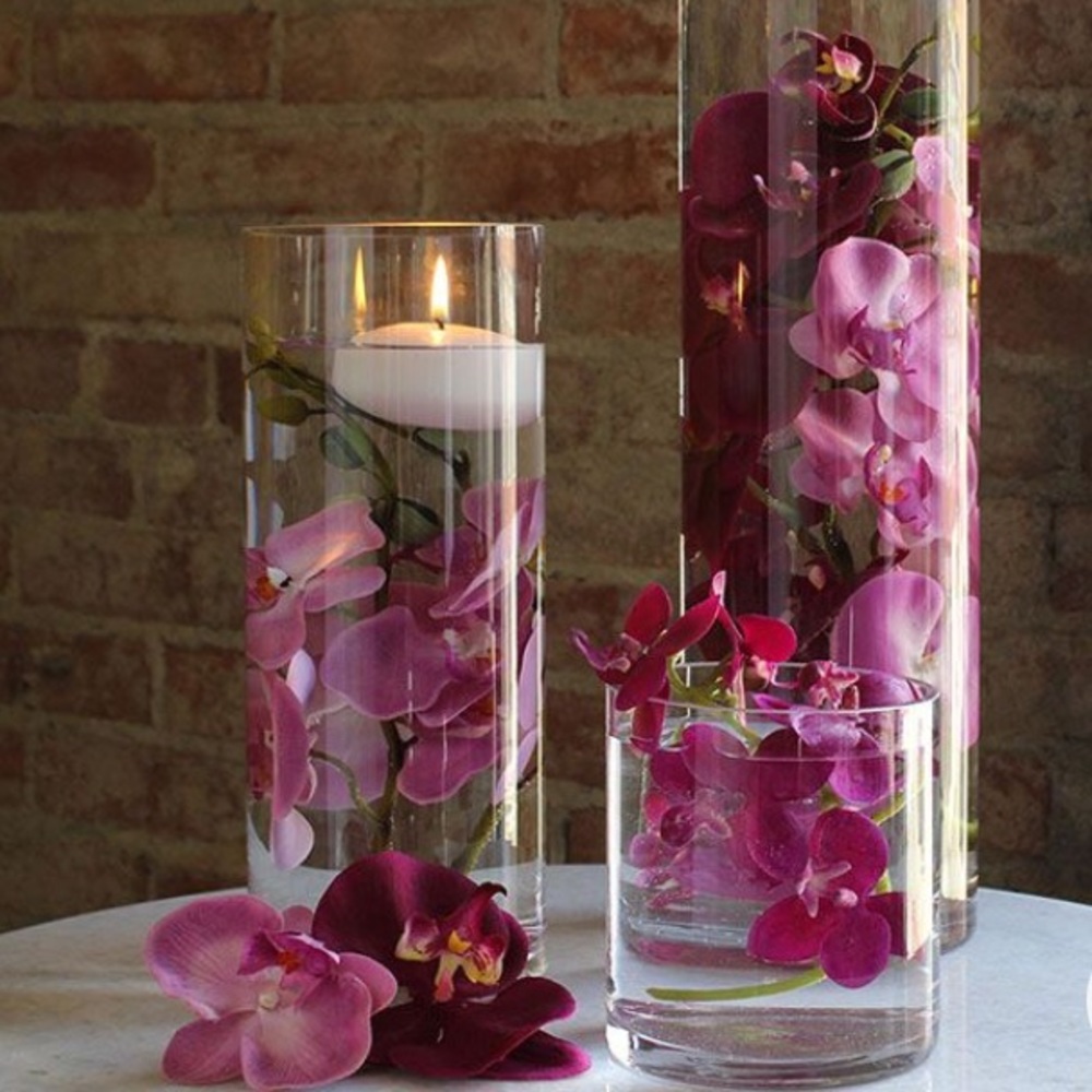 TWO 6”Glass Cylinder Vases -Home, Office, Weddings - Picture 4 of 11